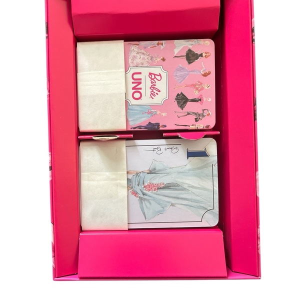 Mattel Barbie UNO Card Game Robert Best - Picture 3 of 3